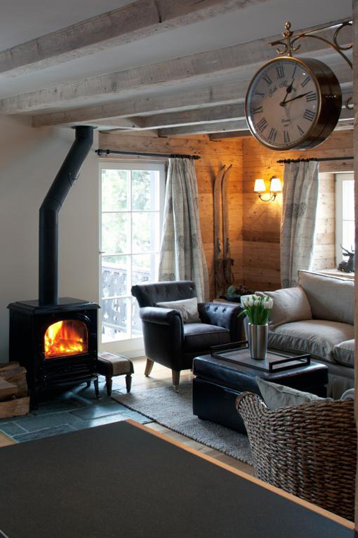 Cosy Chalet Chocolate Box in Davos
