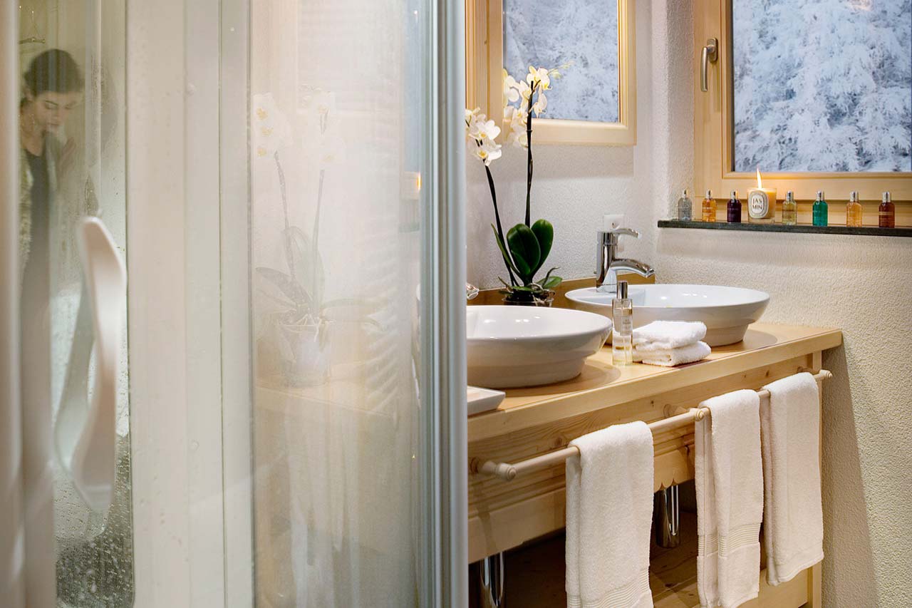 Bathroom at Chalet Maldeghem, Klosters