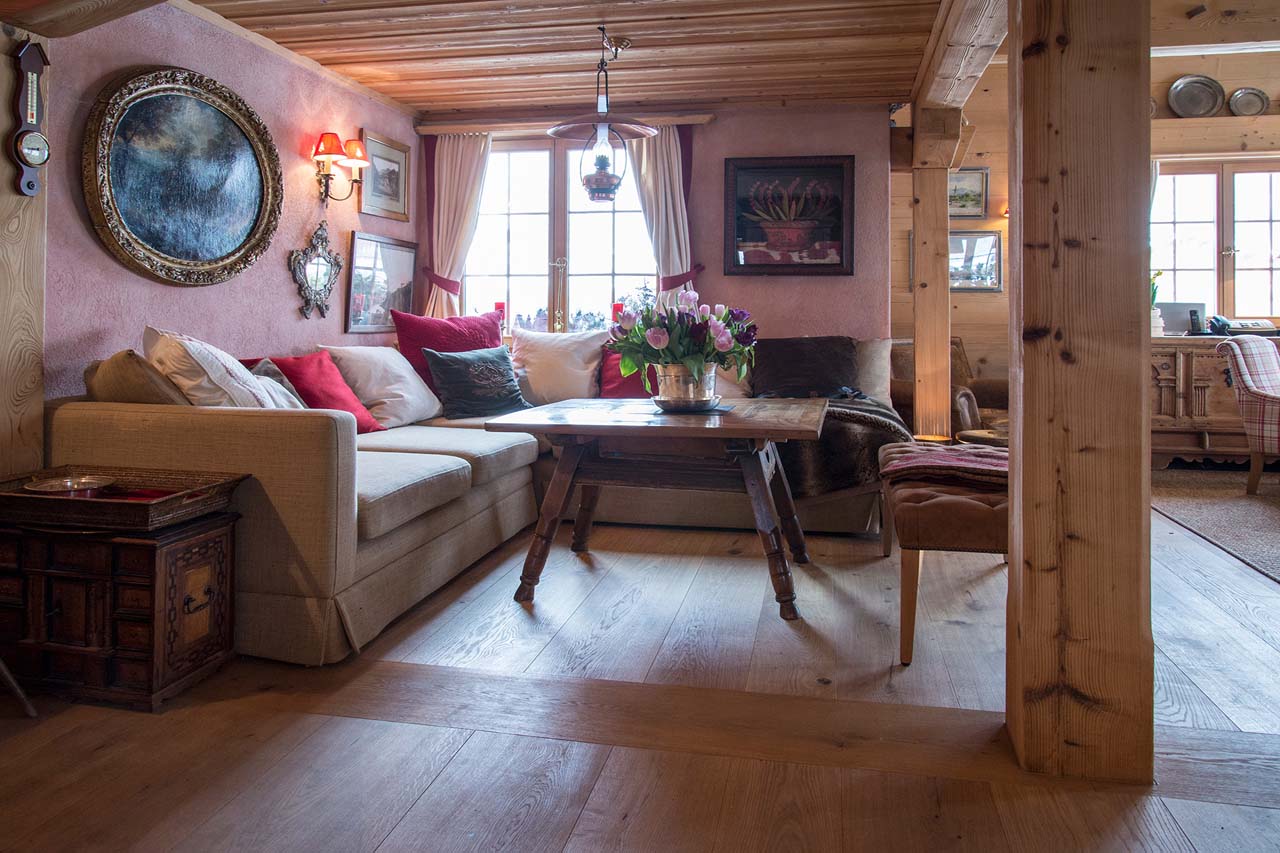 Living area at Chalet Maldeghem, Klosters