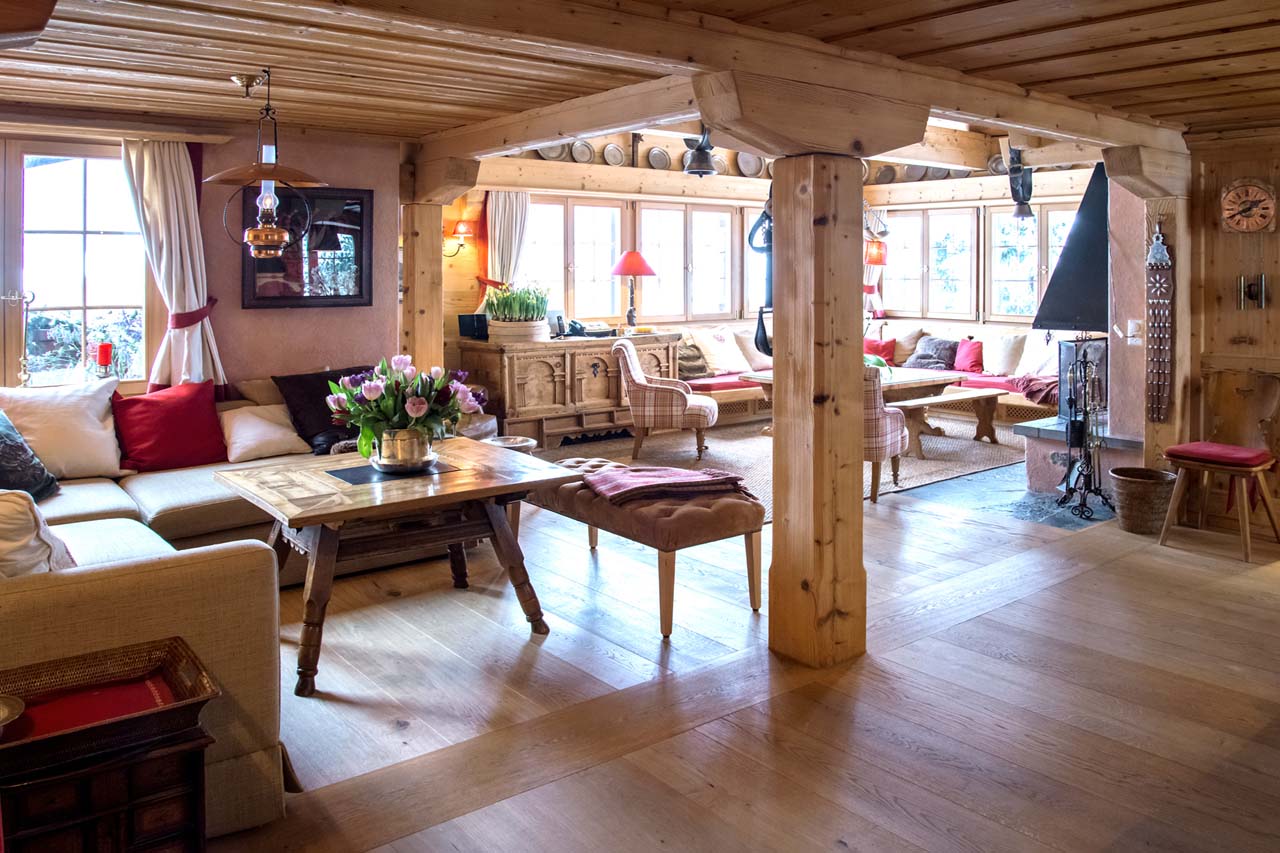 Living area at Chalet Maldeghem, Klosters