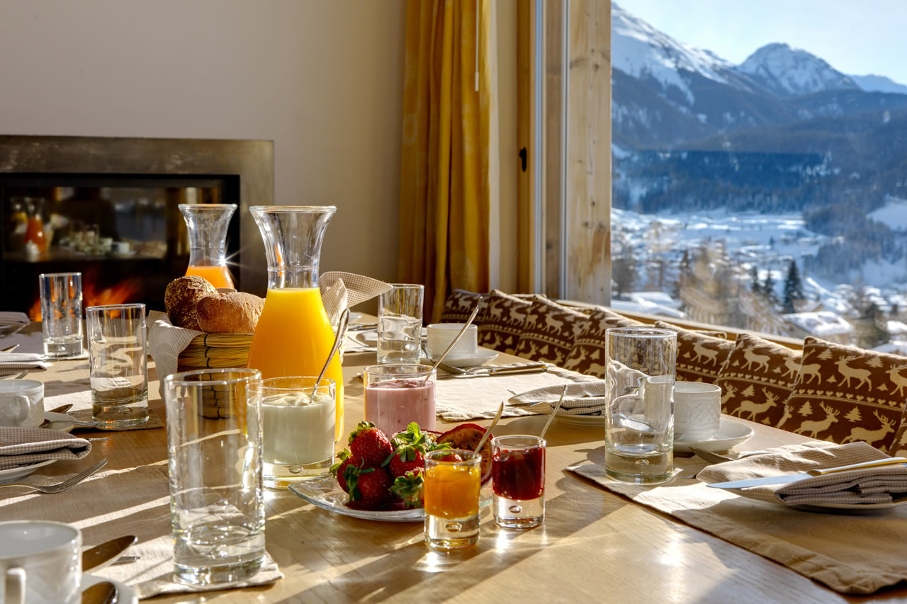 Dining room in Chesa Falcun, Klosters