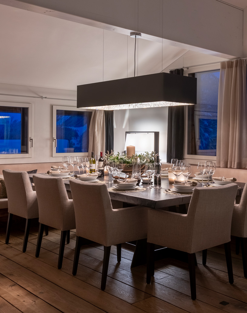 Dining table at Chalet Jakobshorn in Davos