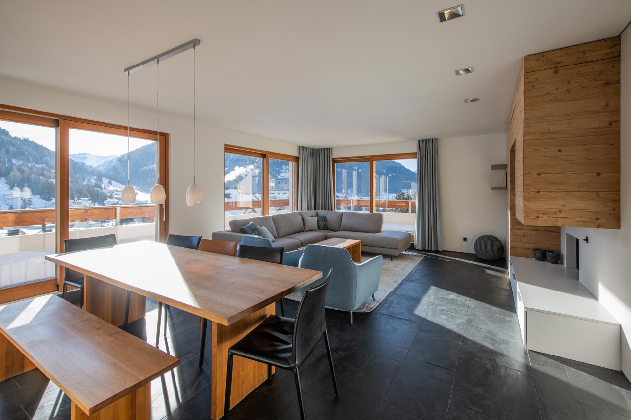 Dining area in Penthouse Flora, Davos