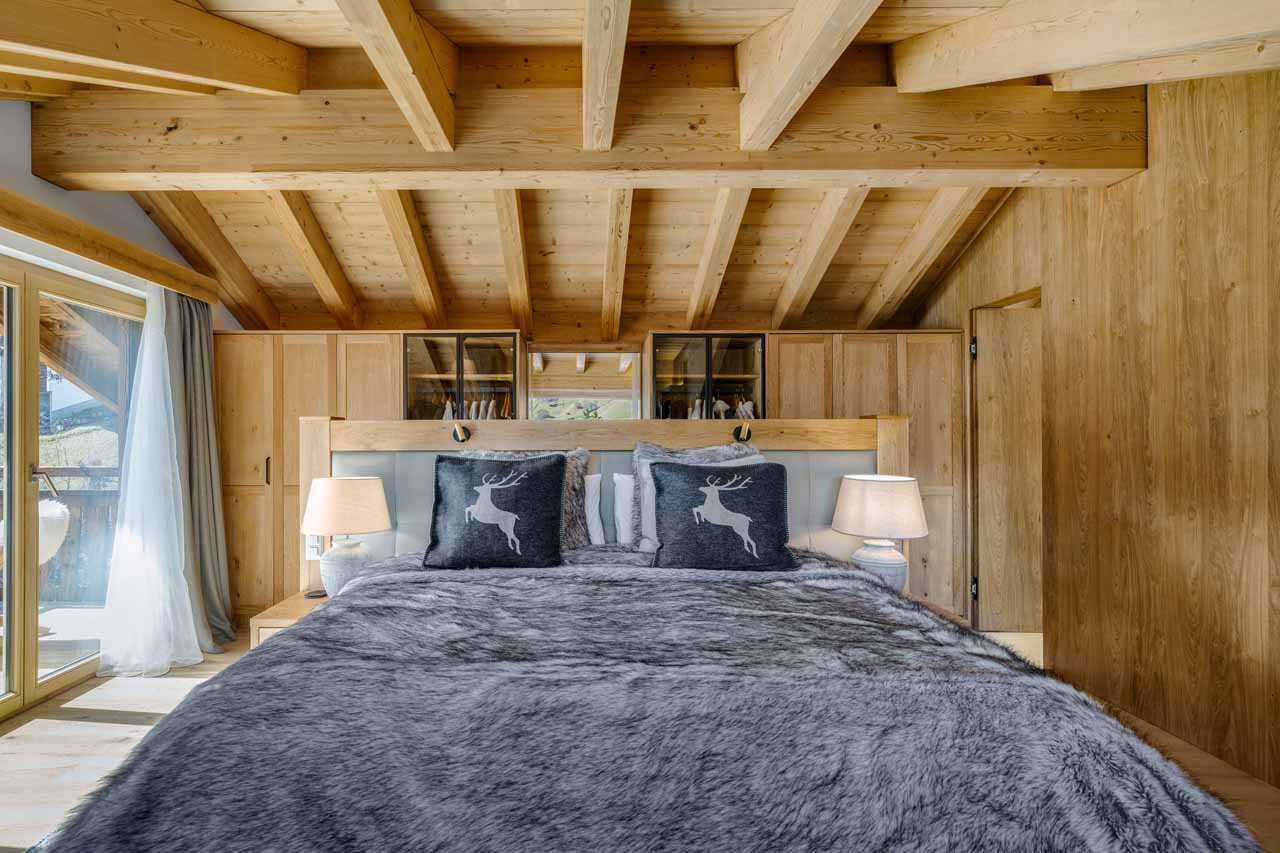 Bedroom in Penthouse Silvretta, Klosters