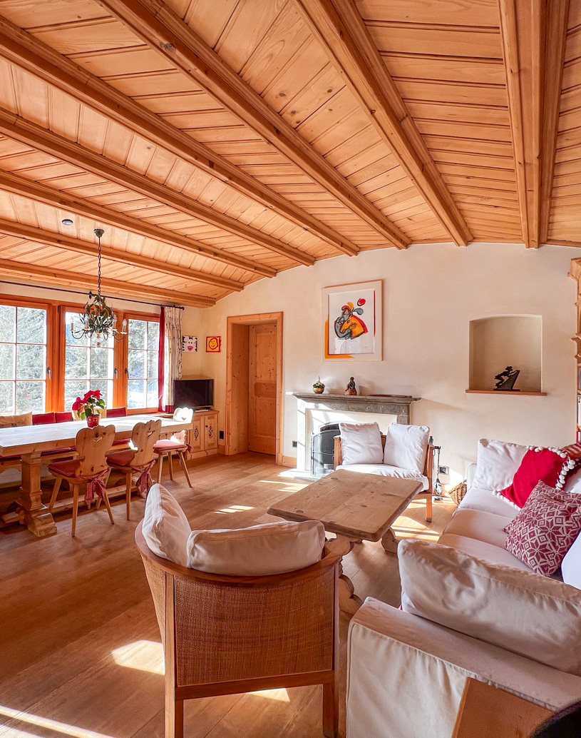 Living area in Chalet Squilat, Davos
