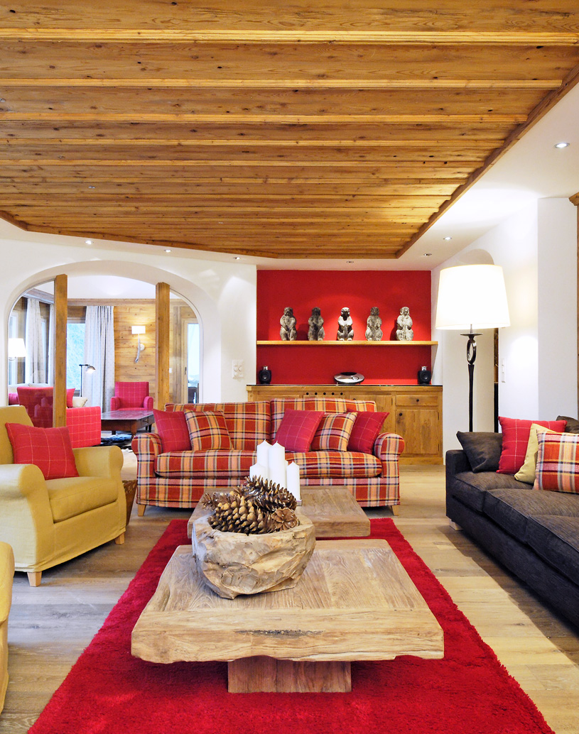 Living room in Chalet Falcun, Klosters