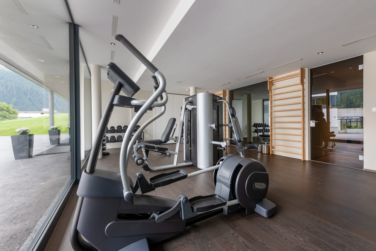 Fitness facilities at Penthouse Attica in Davos